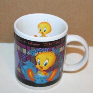 Tweety Bird Relax Enjoy Looney Tunes White/Yellow Ceramic Coffee Mug 12 oz
